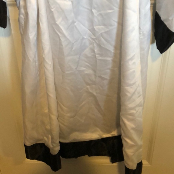 Muhammad Ali Boxing Robe - Picture 4 of 12